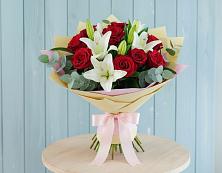 Букет цветов из:  Лилии и Розы в Оршанке