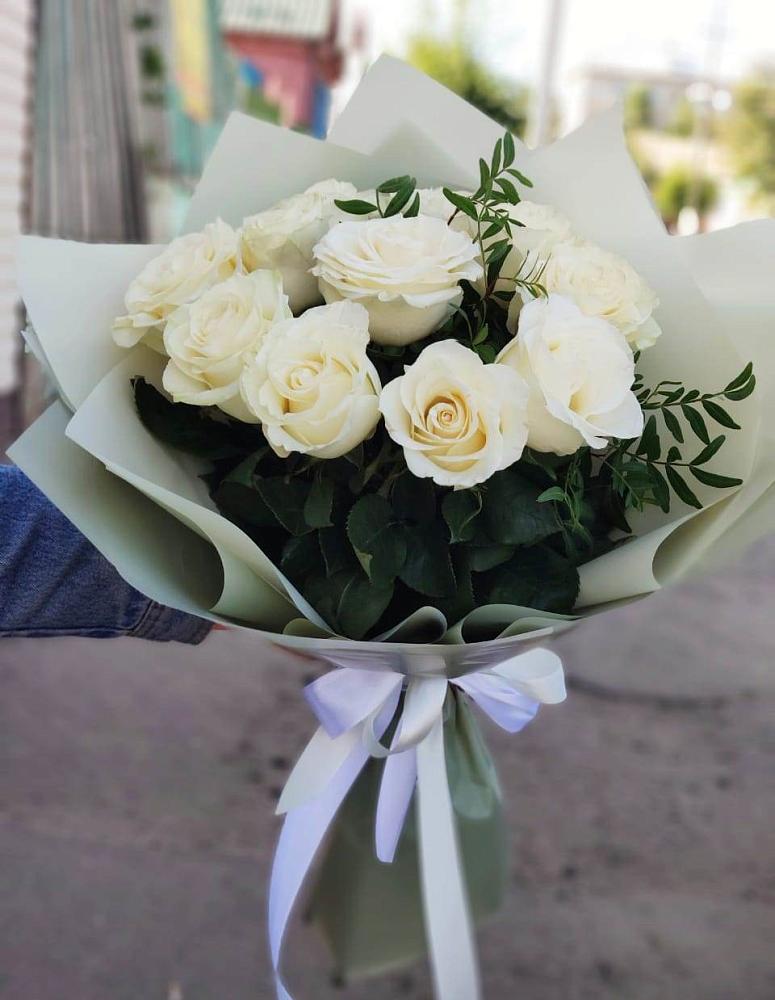 Букет Белые розы Проуд в Оршанке