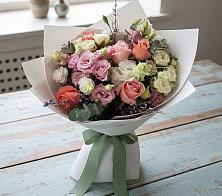 Букет цветов из:  Розы, Лизиантусы и Гвоздики в Оршанке