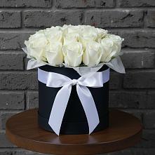 Цветочная композиция из Розы в шляпной коробке в Оршанке